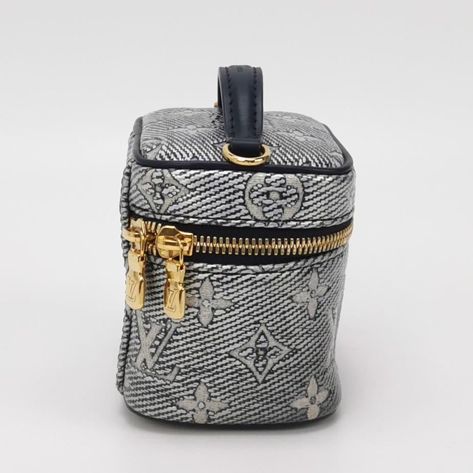 Louis Vuitton(LV) Vanity Case Monoglam Jacquard Canvas Micro — photo 3 of 12