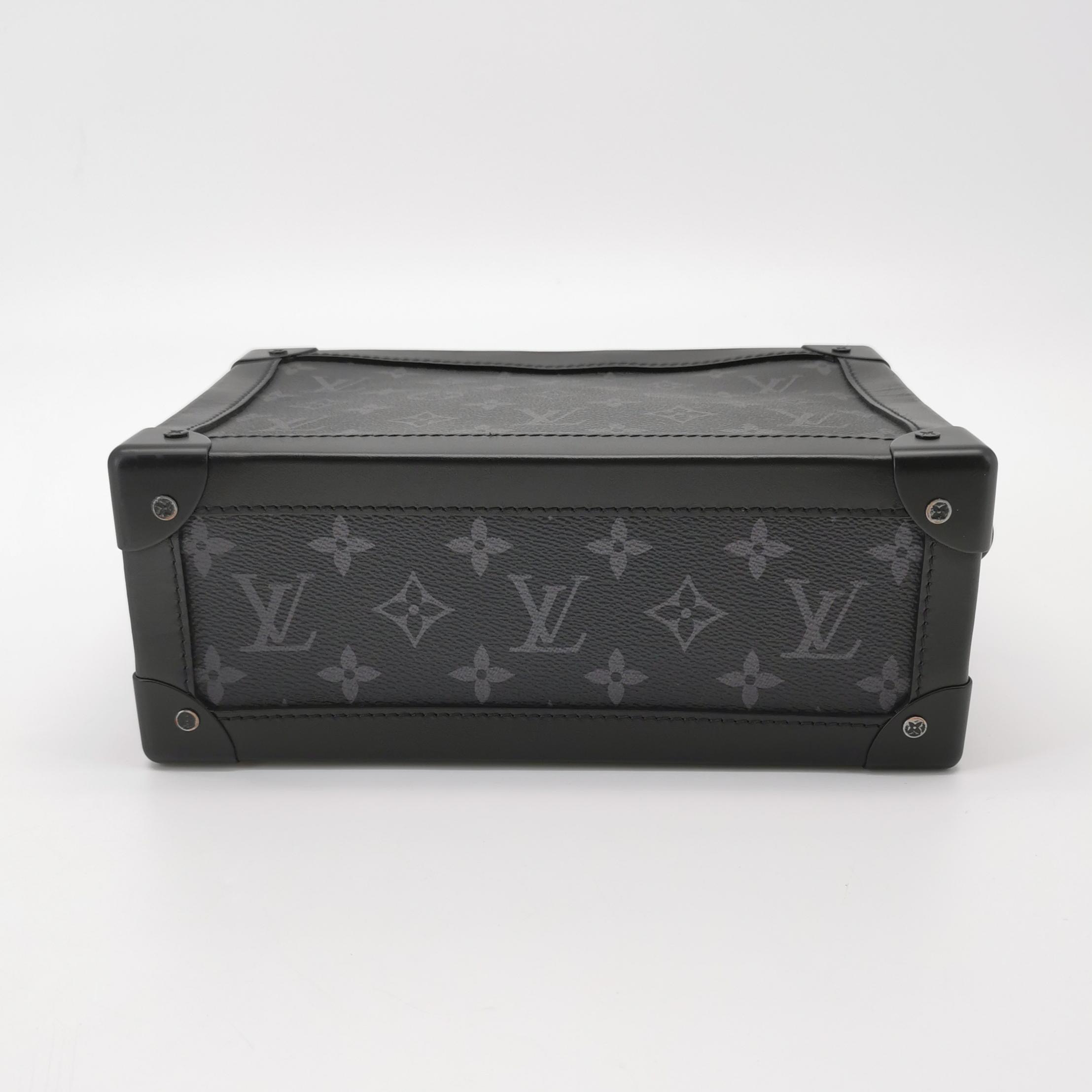 Louis Vuitton(LV) Soft Trunk Bag Monogram Eclipse Canvas — photo 6 of 10