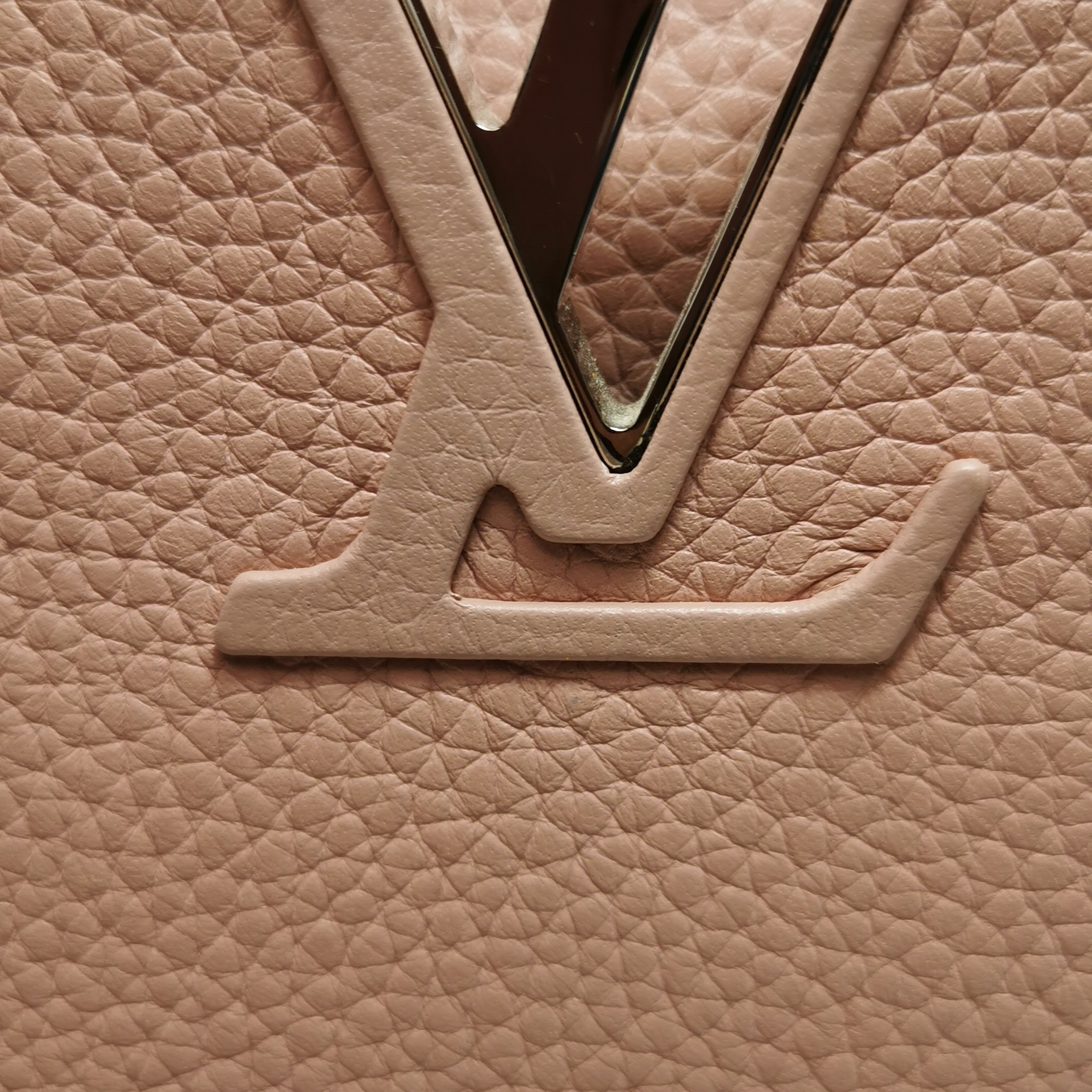 Louis Vuitton(LV) Capucines Bag Leather BB — photo 9 of 15