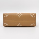 Louis Vuitton(LV) OnTheGo Tote Bicolor Monogram Empreinte Giant PM — thumbnail 6