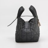 Christian Dior Toujours Tote Bag Macrocannage Quilt Calfskin — thumbnail 3