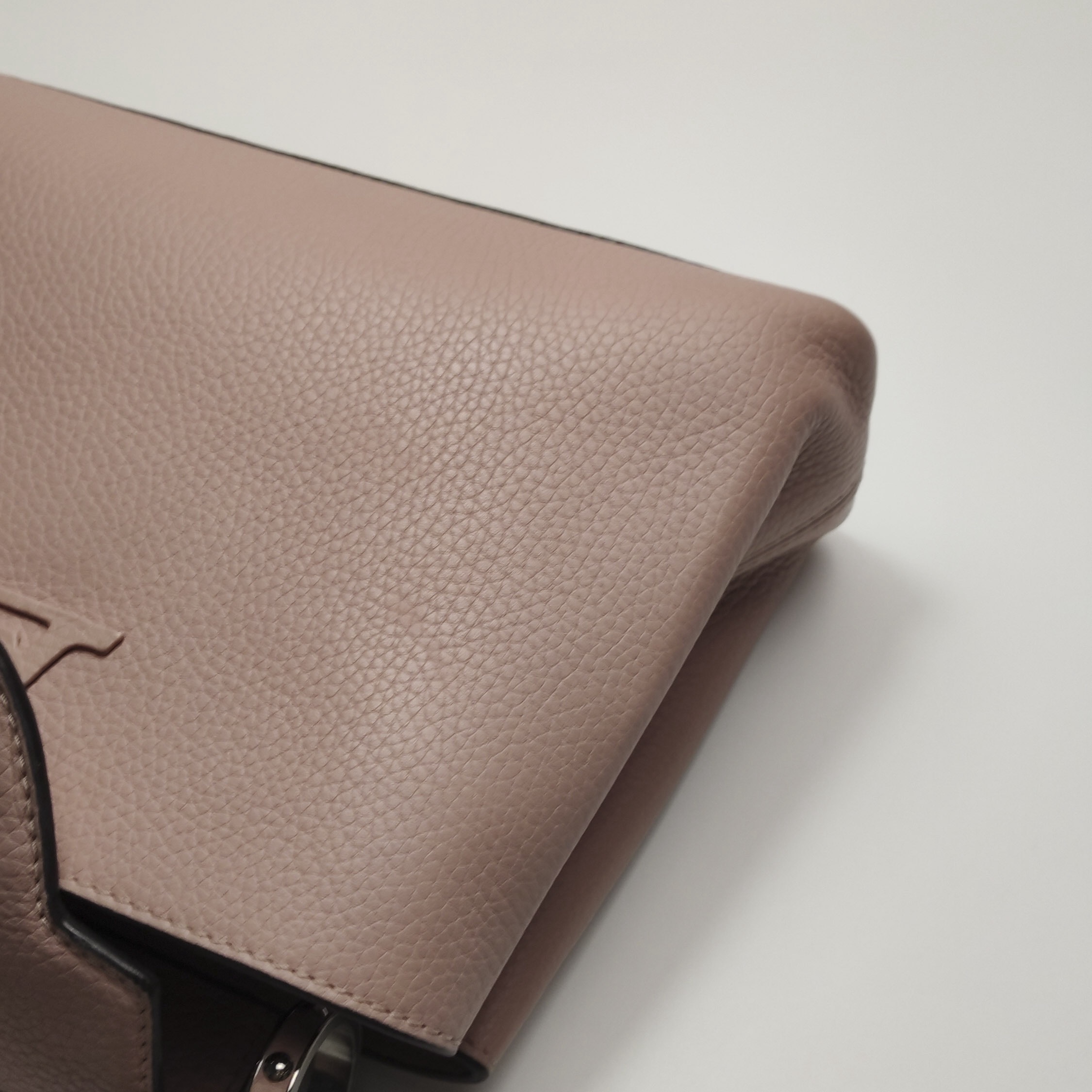 Louis Vuitton(LV) Capucines Bag Leather BB — photo 15 of 15