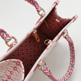 Louis Vuitton(LV) OnTheGo Tote By The Pool Monogram Watercolor Giant PM — thumbnail 7