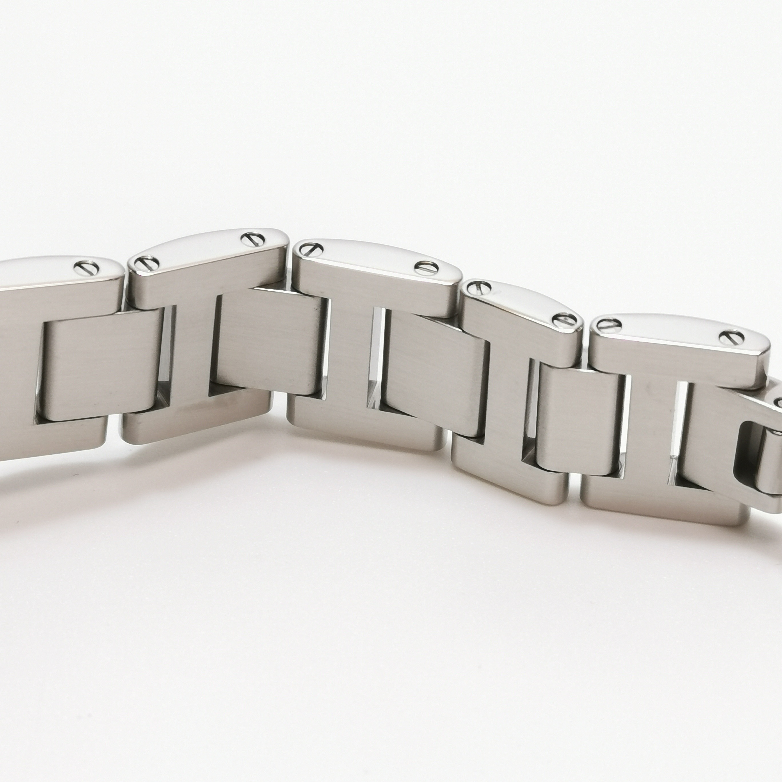 Cartier Ballon Bleu de Cartier Quartz Watch Stainless Steel with Diamond Bezel 28 — photo 6 of 10