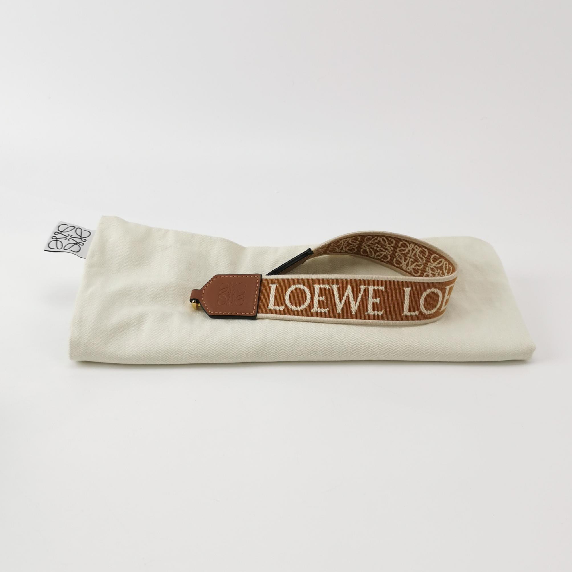 Loewe Luna Hobo Leather — photo 7 of 11