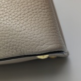 Louis Vuitton(LV) Capucines Bag Leather MM — thumbnail 13
