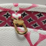 Louis Vuitton(LV) OnTheGo Tote By The Pool Monogram Watercolor Giant PM — thumbnail 9