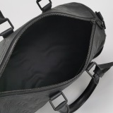 Louis Vuitton(LV) Keepall Bandouliere 35 — thumbnail 8