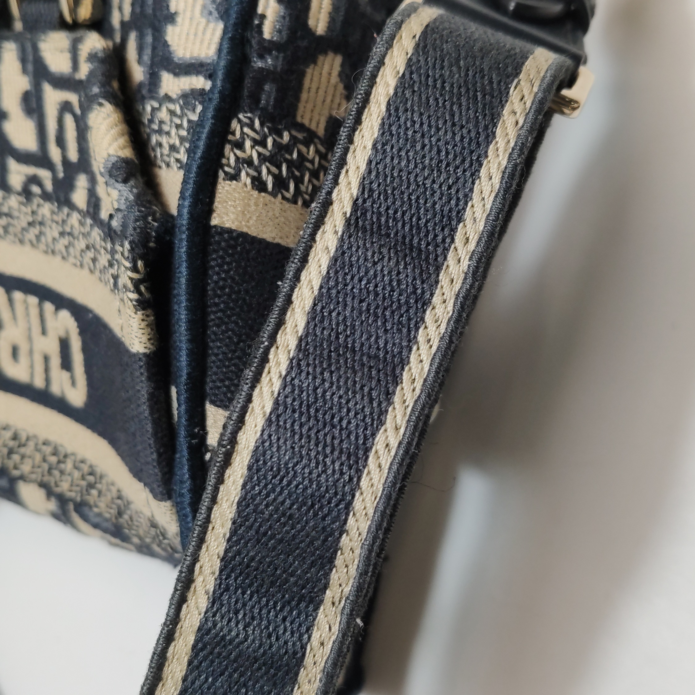 Christian Dior Diorcamp Messenger Bag Oblique Canvas Small — photo 14 of 14