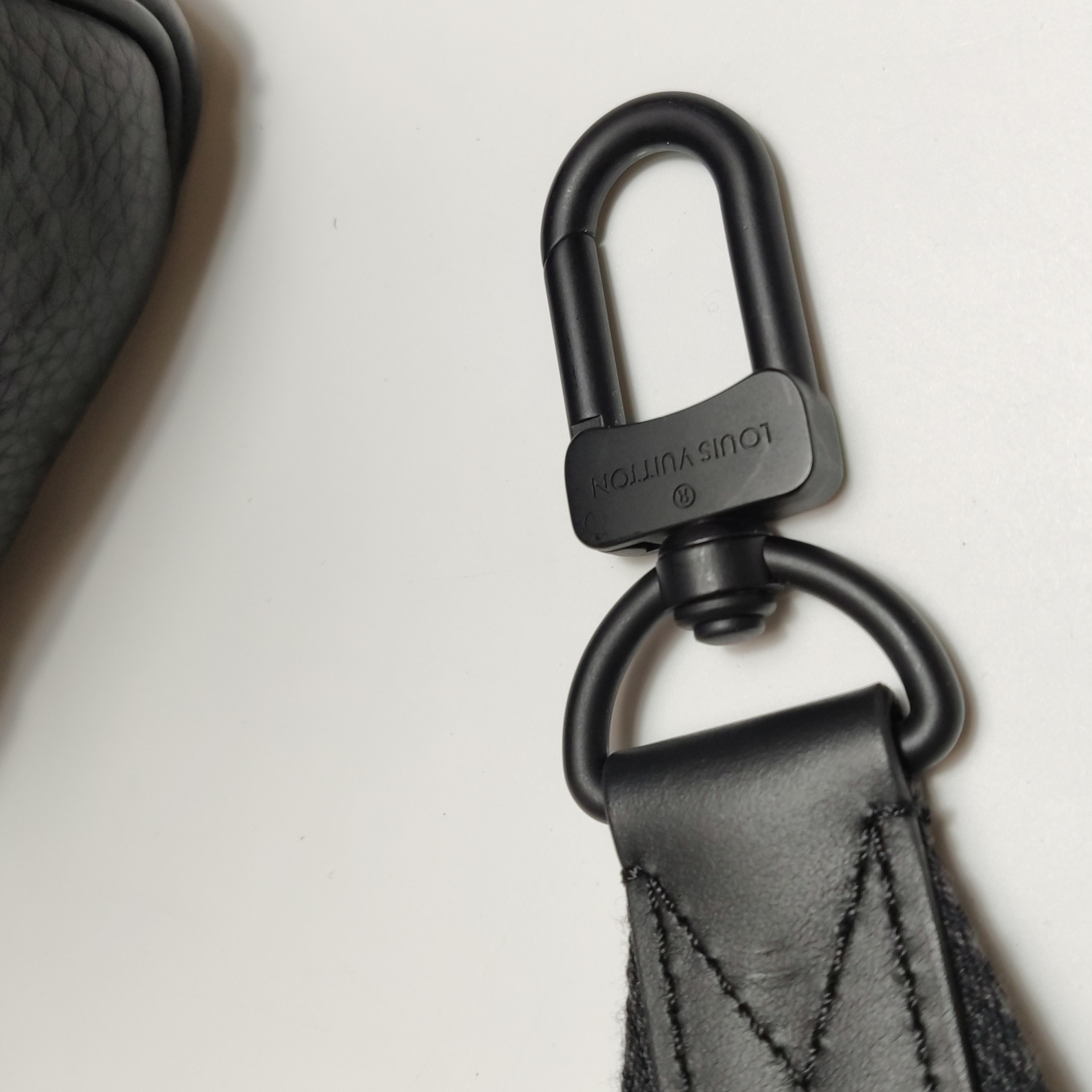 Louis Vuitton(LV) Keepall Bandouliere 35 — photo 10 of 13