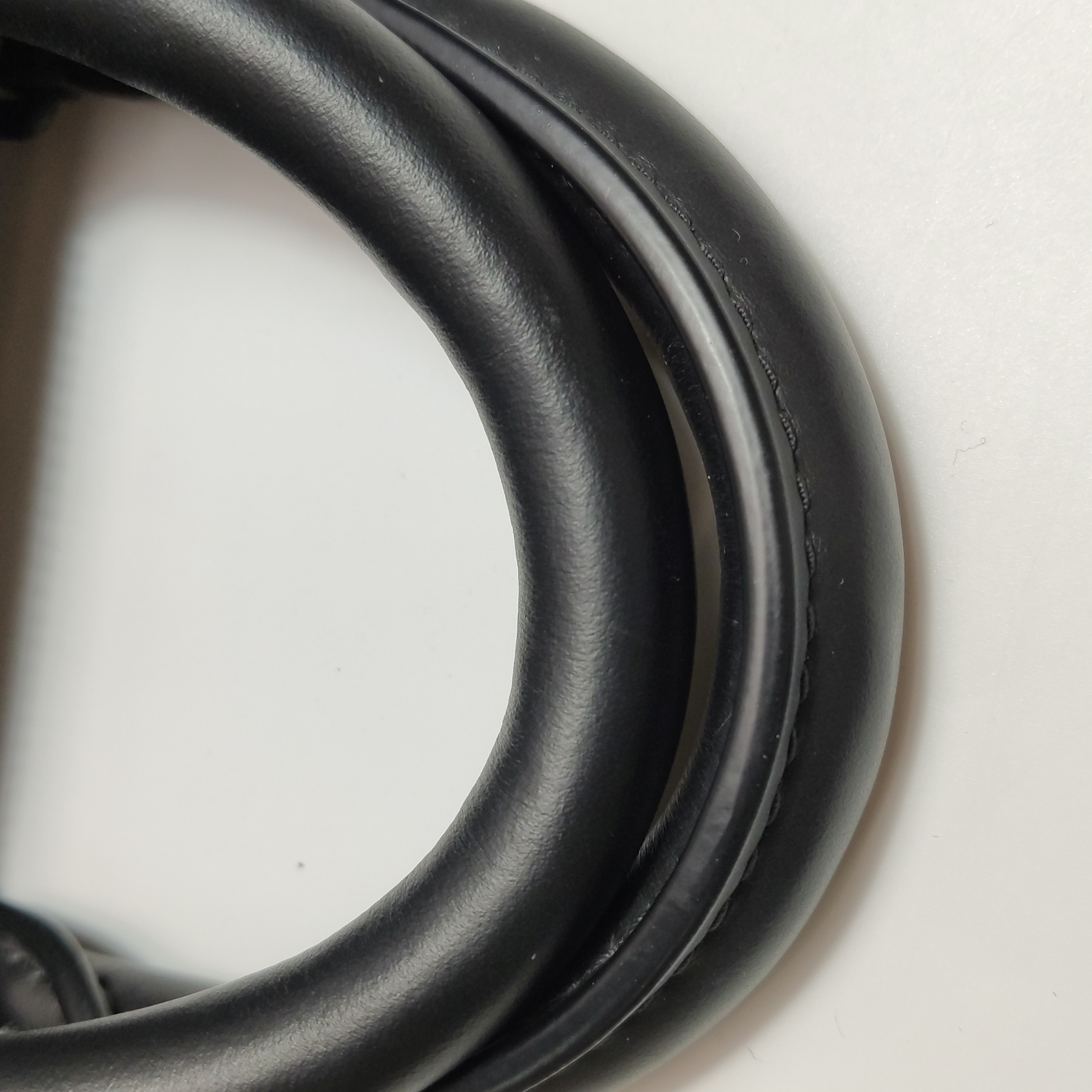 Louis Vuitton(LV) Keepall Bandouliere 35 — photo 13 of 13