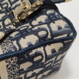 Christian Dior Diorcamp Messenger Bag Oblique Canvas Small — thumbnail 13