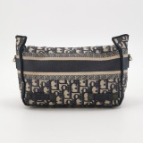 Christian Dior Diorcamp Messenger Bag Oblique Canvas Small — thumbnail 3