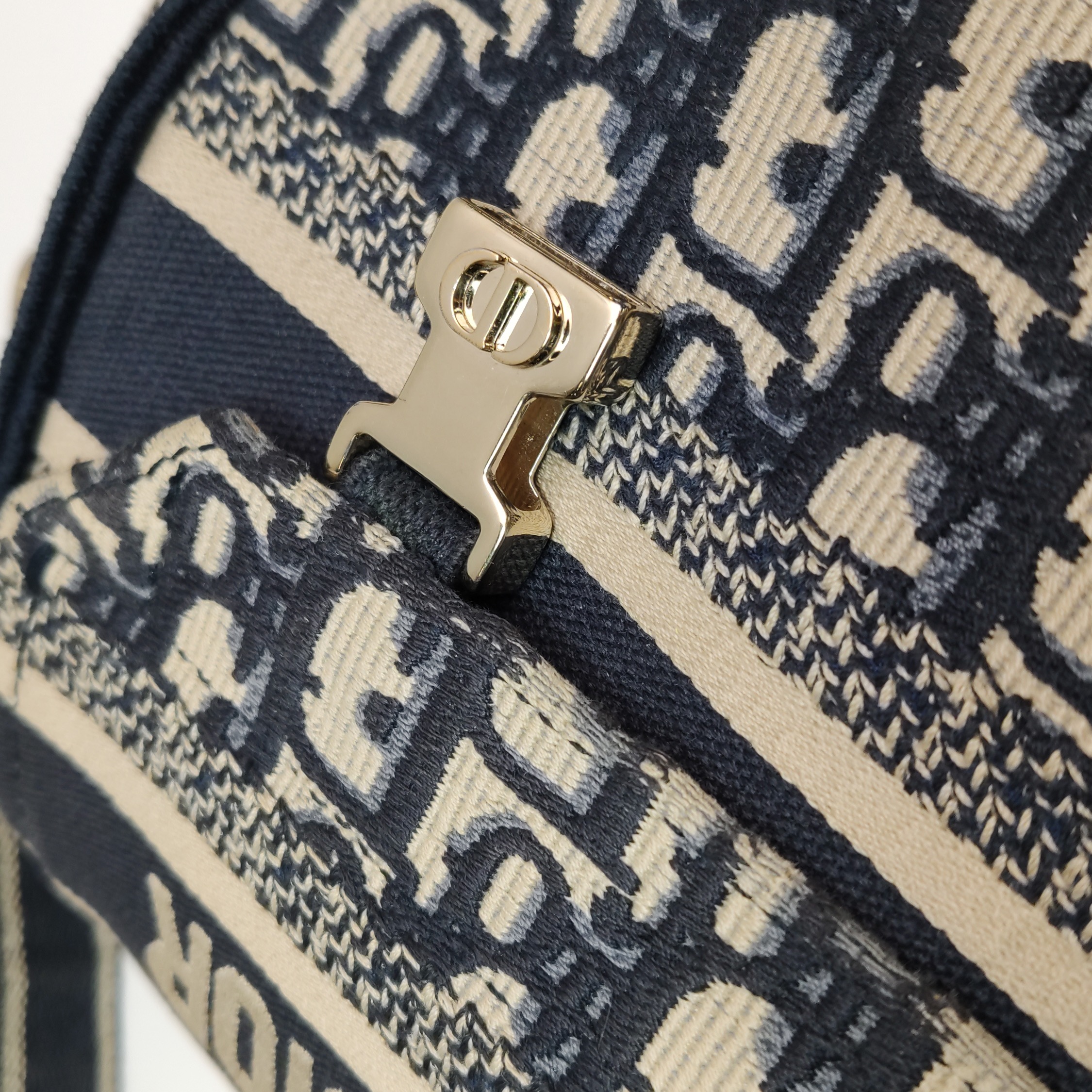 Christian Dior Diorcamp Messenger Bag Oblique Canvas Small — photo 10 of 15