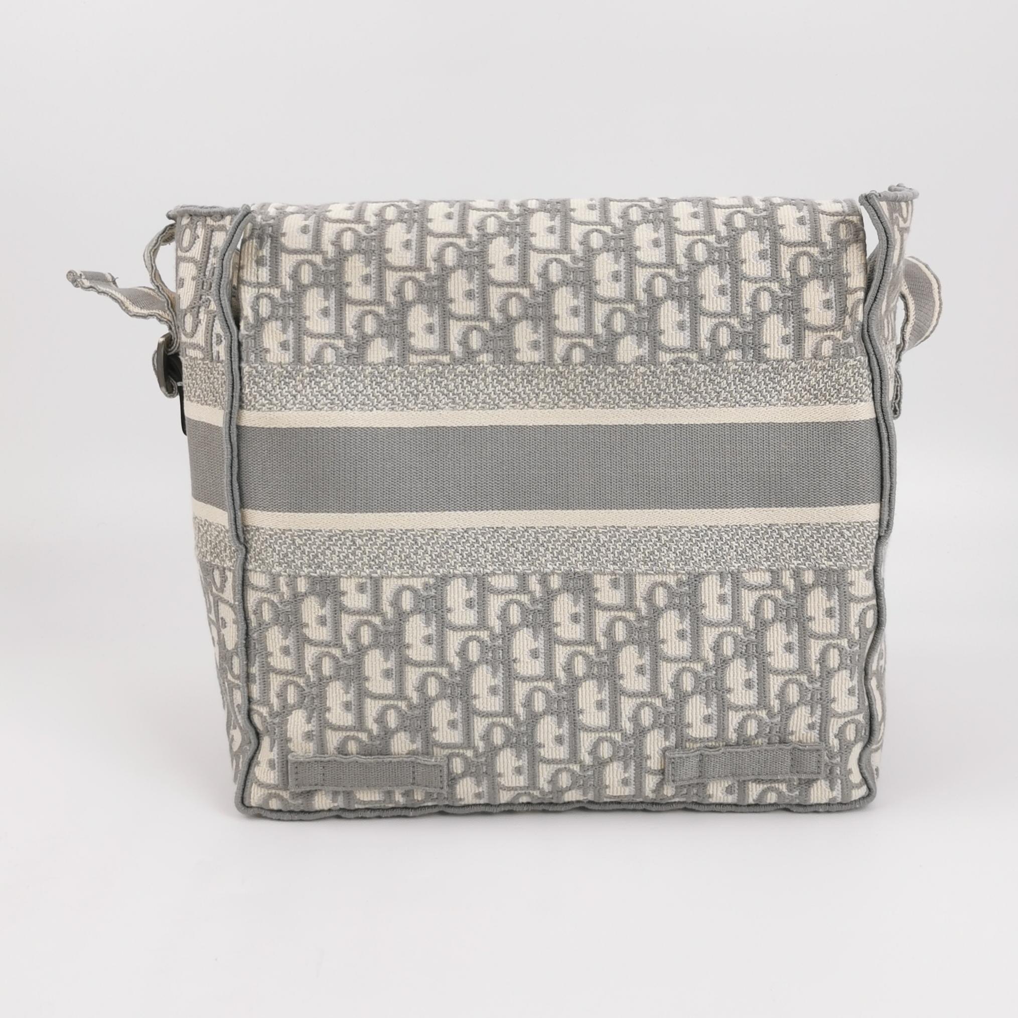 Christian Dior Diorcamp Messenger Bag Oblique Canvas — photo 3 of 14