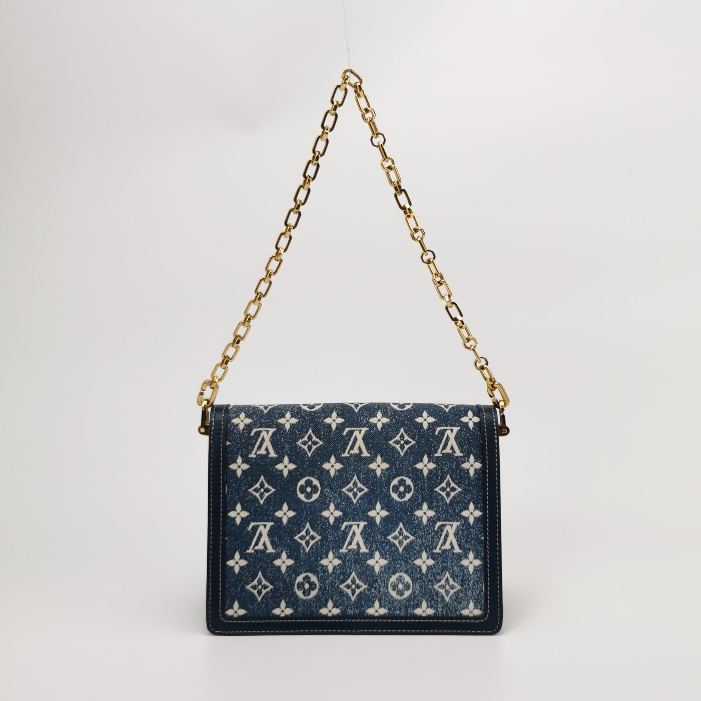 Louis Vuitton(LV) Dauphine Shoulder Bag Monogram Jacquard Denim MM — photo 5 of 13