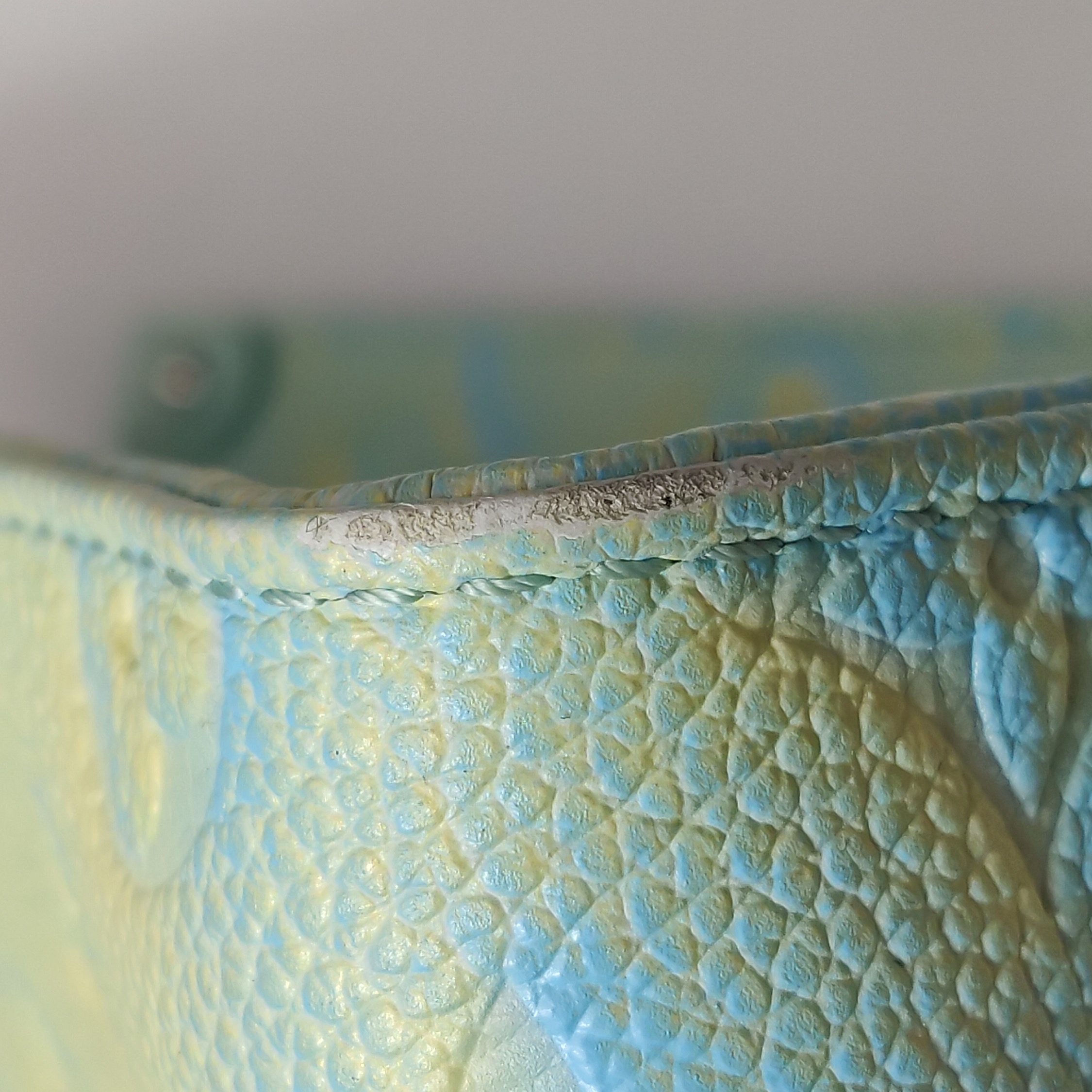 Louis Vuitton(LV) OnTheGo Tote Stardust Monogram Empreinte Leather PM — photo 9 of 14