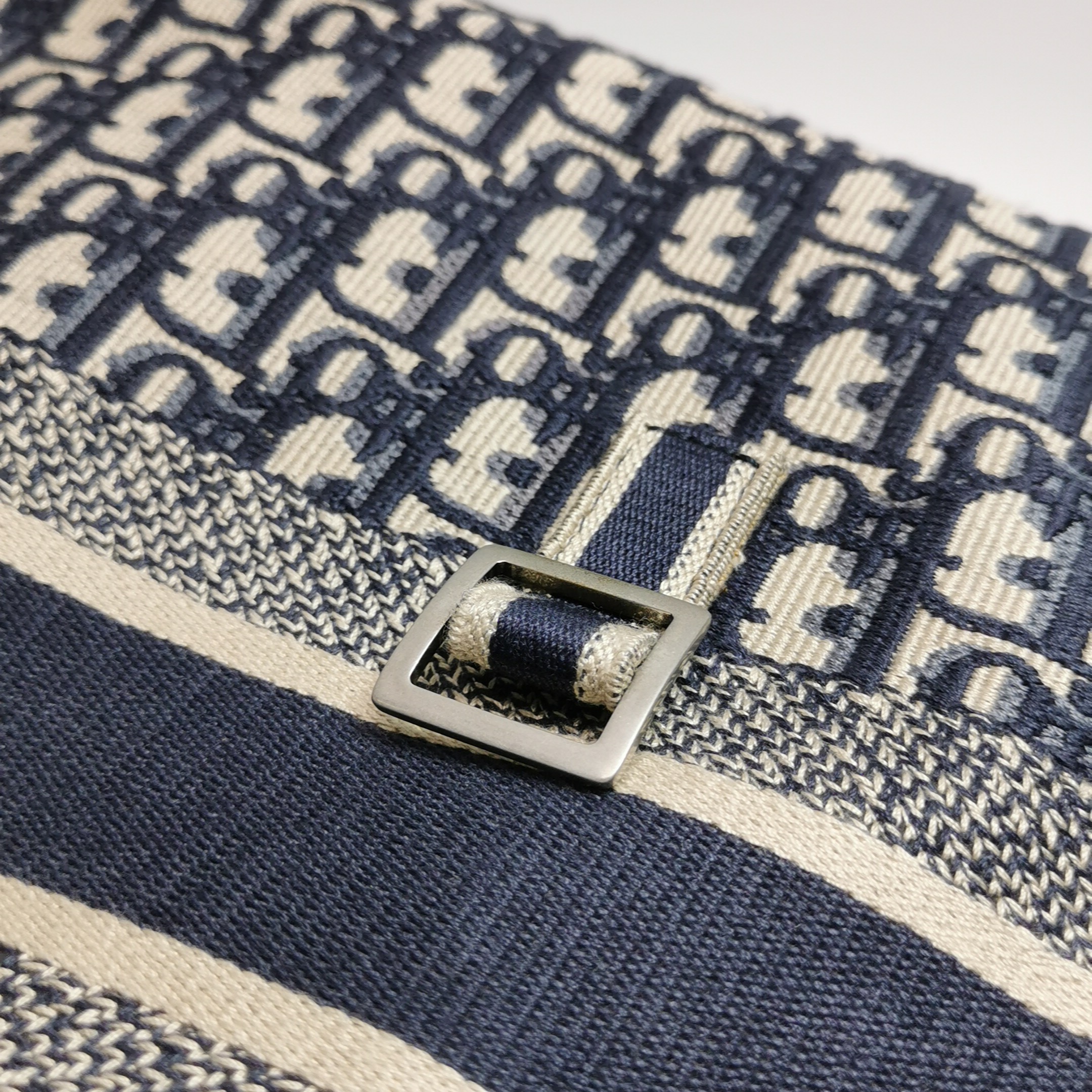 Christian Dior Diorcamp Messenger Bag Oblique Canvas — photo 10 of 14