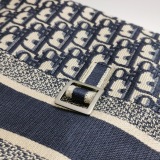 Christian Dior Diorcamp Messenger Bag Oblique Canvas — thumbnail 10