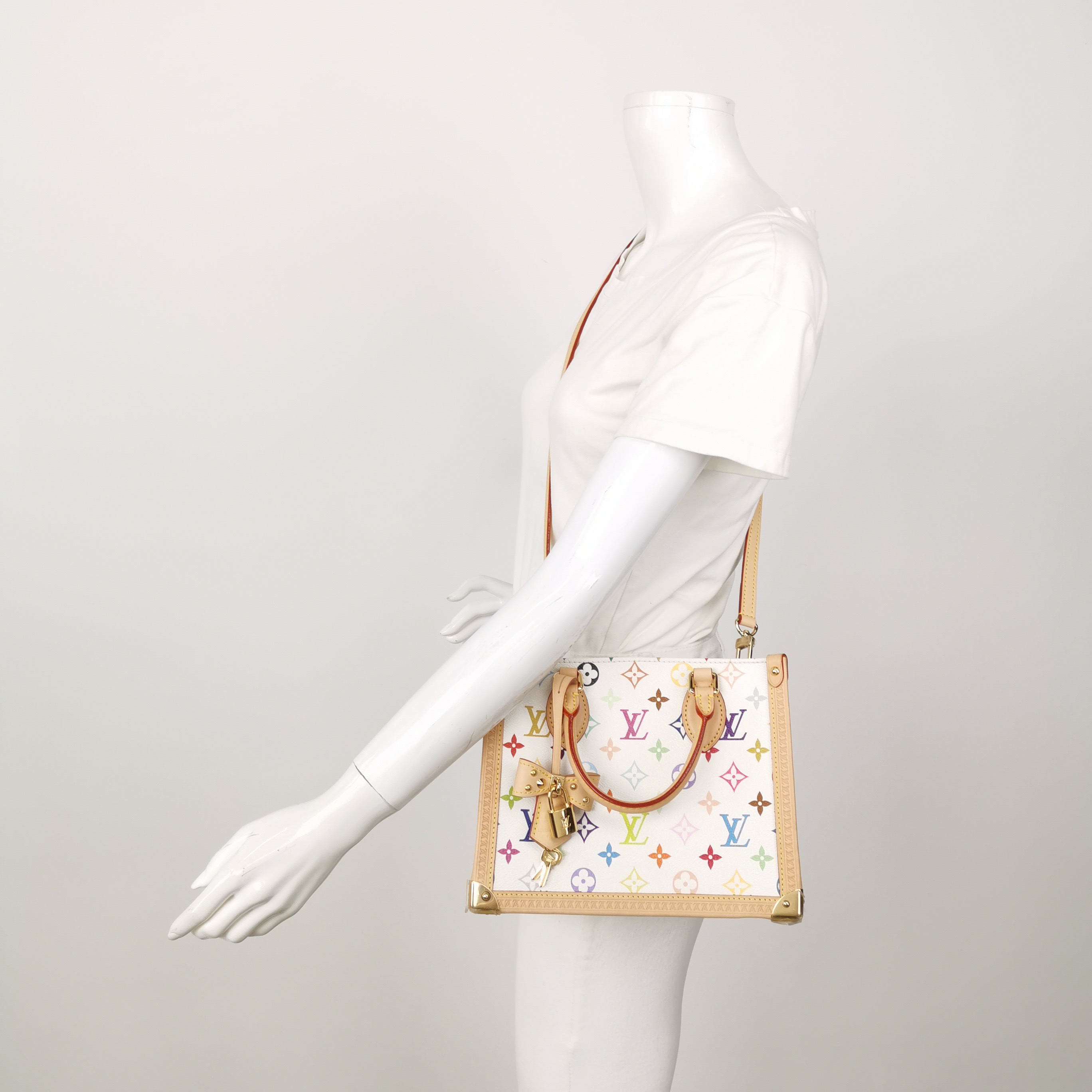 Louis Vuitton(LV) × Tm Onthego Pm Monogram Coated Canvas White — alternate view