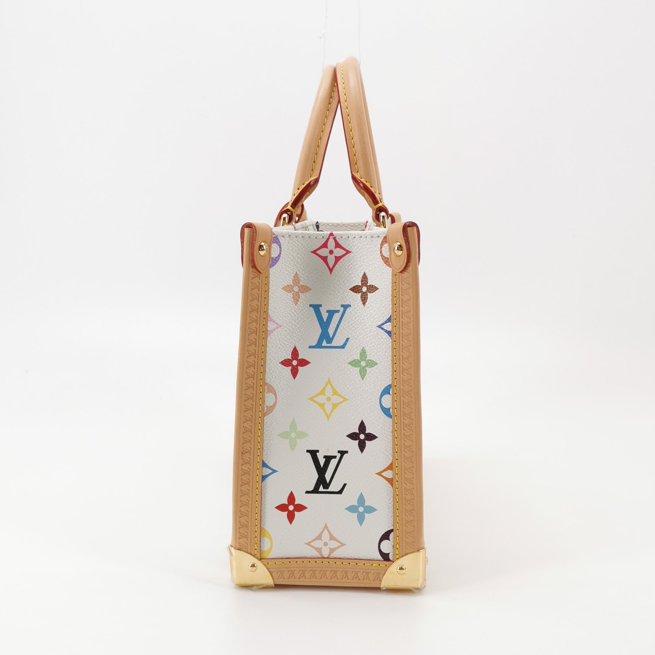 Louis Vuitton(LV) × Tm Onthego Pm Monogram Coated Canvas White — photo 5 of 14