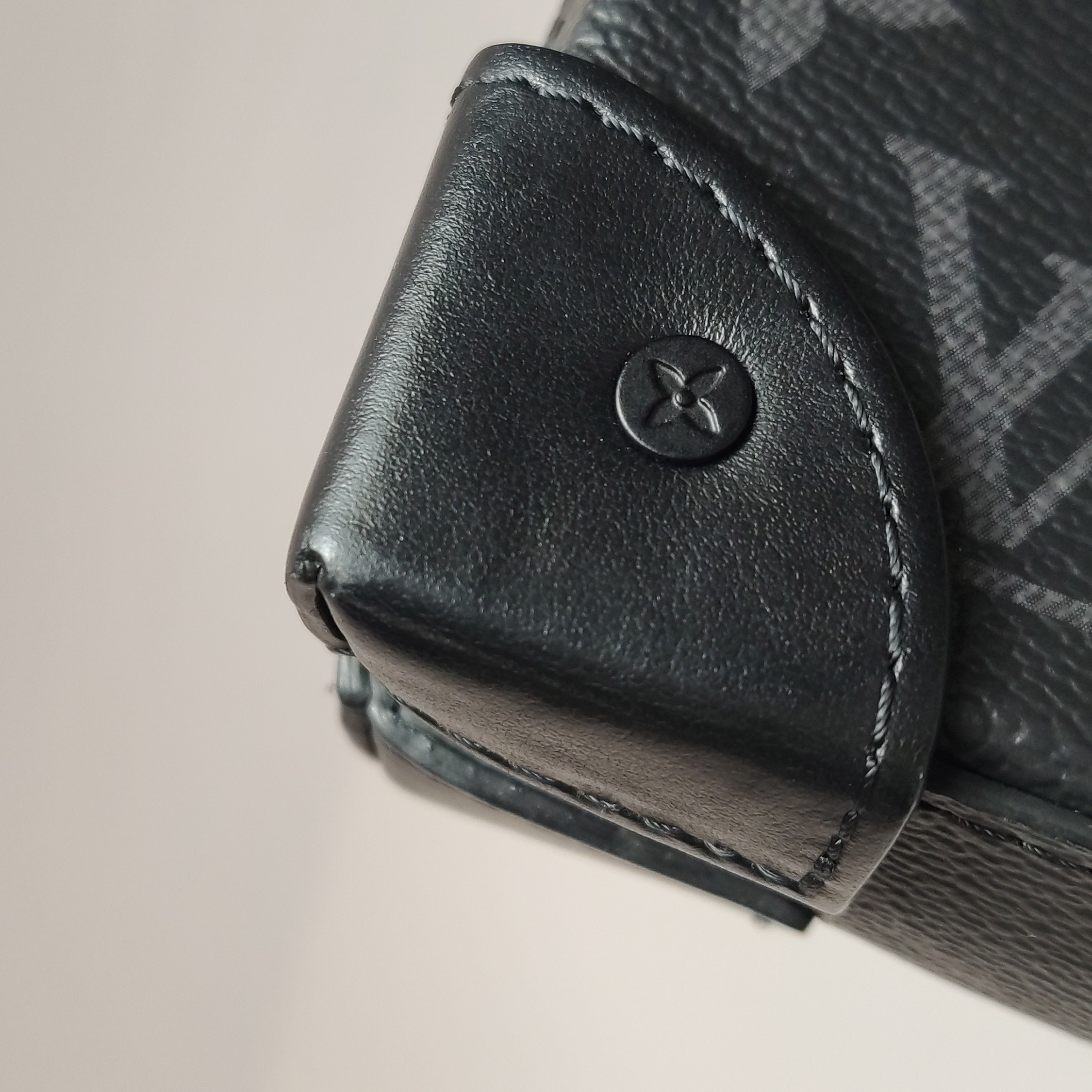 Louis Vuitton(LV) Soft Trunk Wallet Monogram Eclipse Canvas