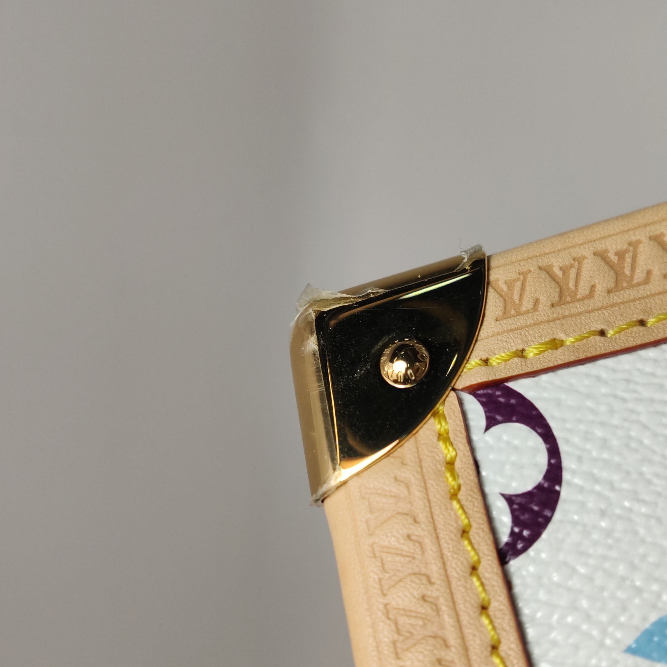 Louis Vuitton(LV) × Tm Onthego Pm Monogram Coated Canvas White — photo 9 of 14