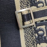 Christian Dior Diorcamp Messenger Bag Oblique Canvas — thumbnail 10