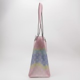 Louis Vuitton(LV) OnTheGo Tote Limited Edition Escale Monogram Giant GM — thumbnail 4