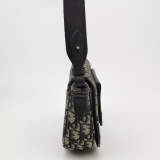 Christian Dior Saddle Messenger Pouch Oblique Canvas — thumbnail 4
