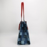 Louis Vuitton(LV) OnTheGo Tote Damier and Monogram Patchwork Denim GM — thumbnail 5