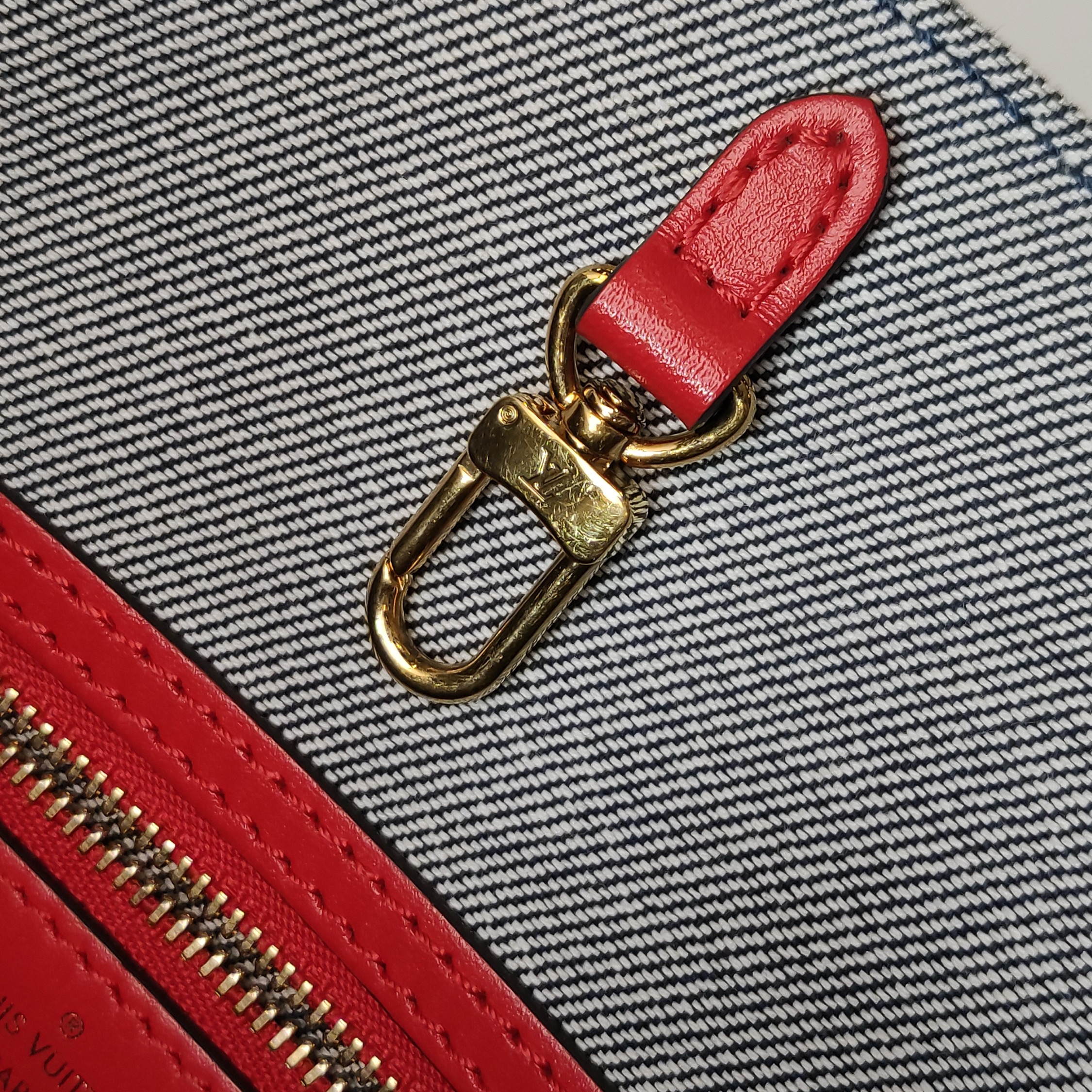 Louis Vuitton(LV) OnTheGo Tote Damier and Monogram Patchwork Denim GM — photo 9 of 16