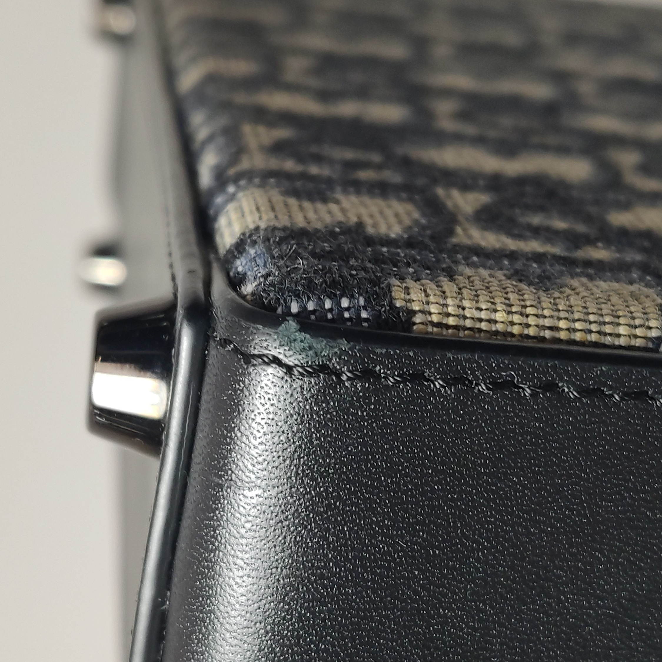 Dior Top Handle Clasp Lock Bag Oblique Canvas and Leather — photo 15 of 25