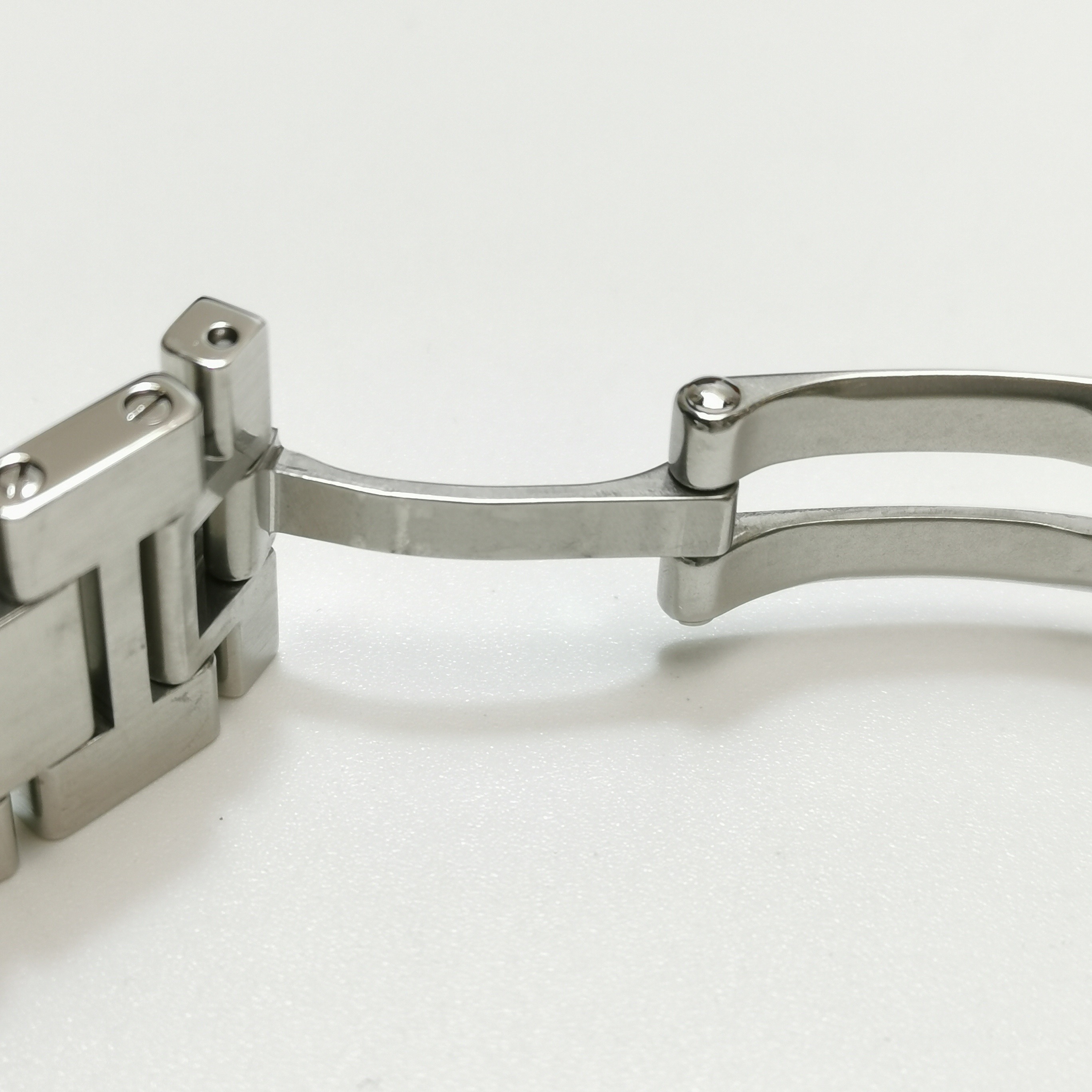 Cartier Tank Solo Quartz Watch Stainless Steel 24 — photo 7 of 12