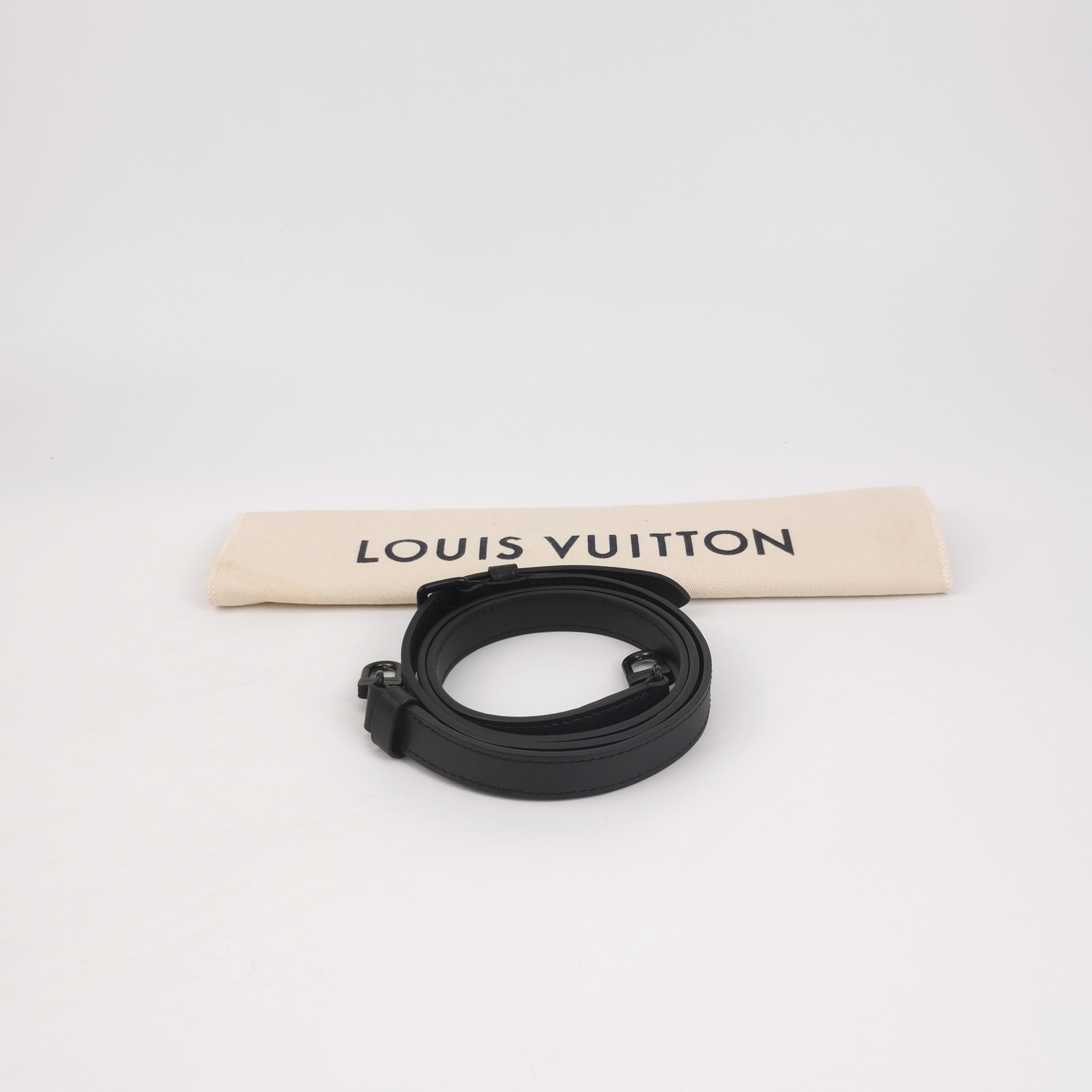 Louis Vuitton(LV) Fastline Wearable Wallet Aerogram Leather — photo 7 of 13