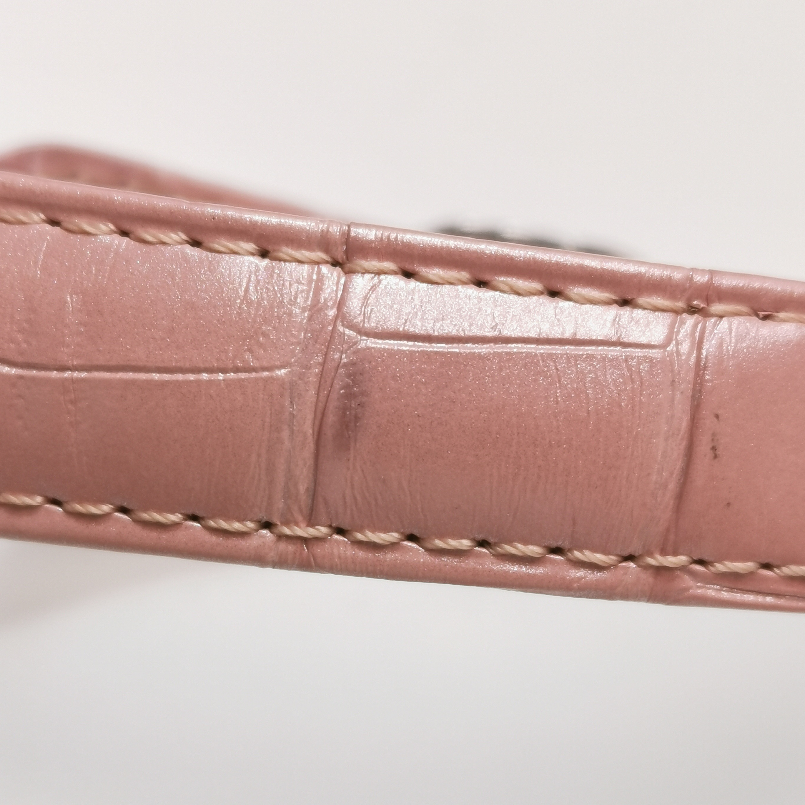 Cartier Ballon Bleu de Cartier Automatic Watch Stainless Steel and Alligator 33 — photo 12 of 15
