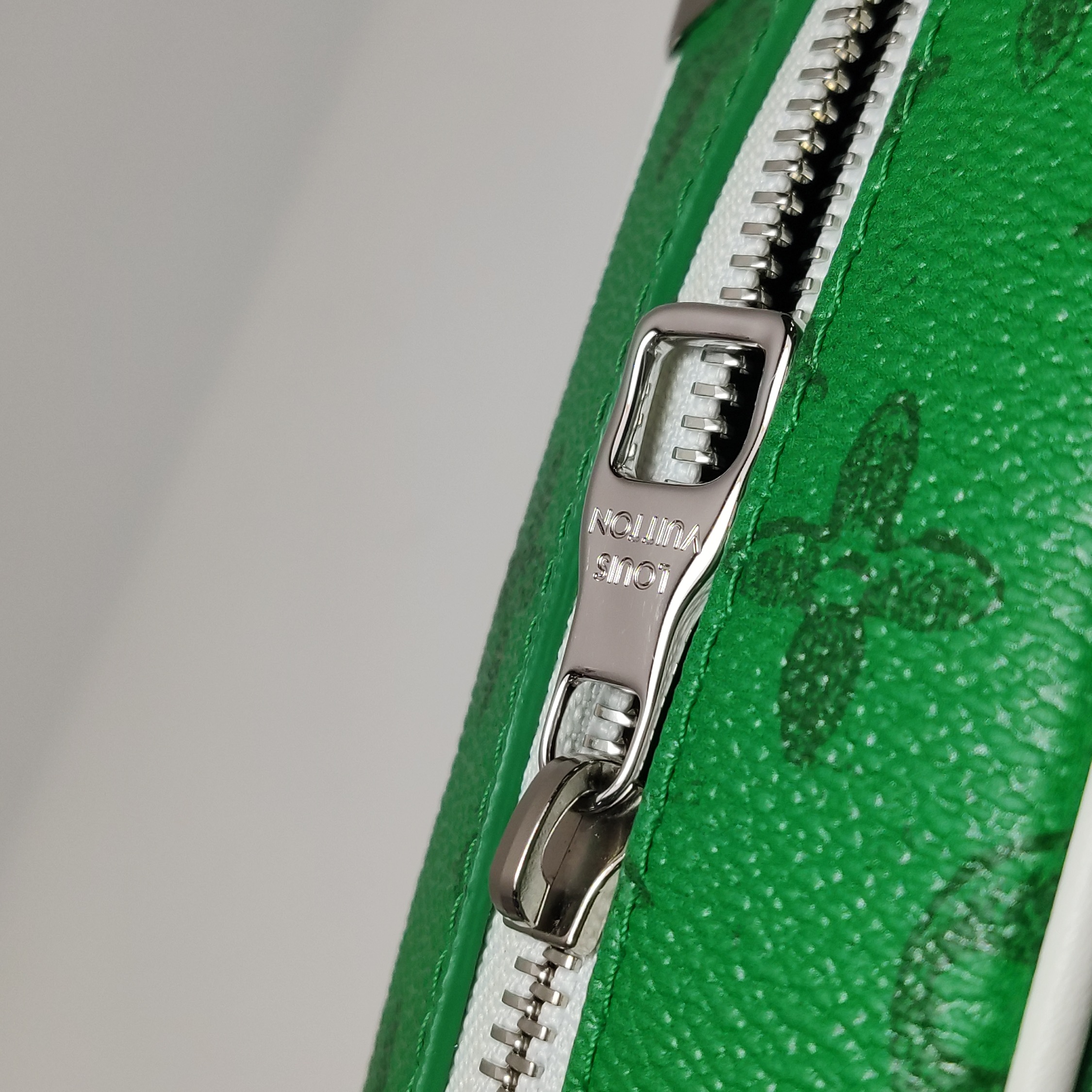 Louis Vuitton(LV) Soft Trunk Bag Everyday Signature Vintage Monogram Canvas Mini — photo 10 of 13