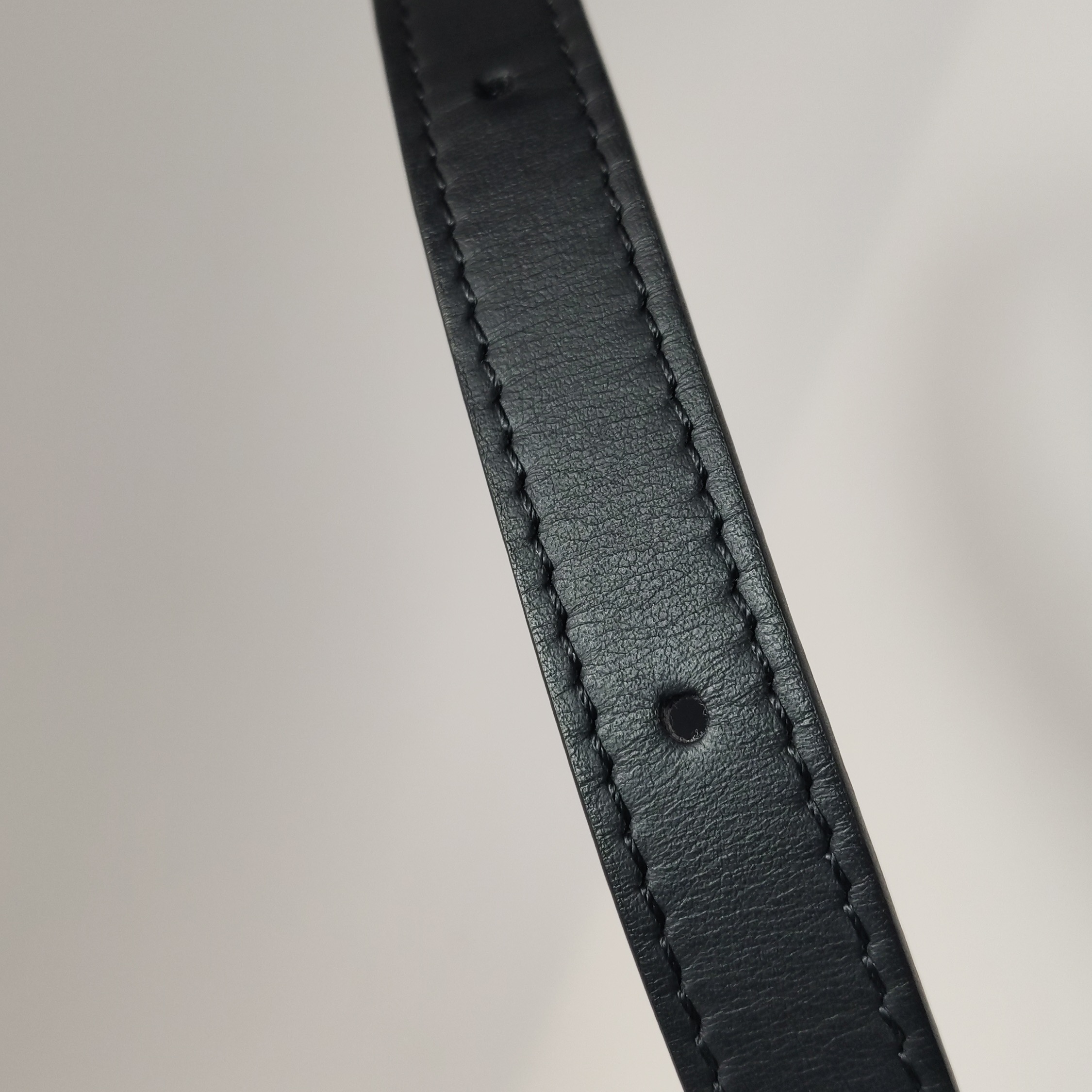 Louis Vuitton(LV) Fastline Wearable Wallet Aerogram Leather — photo 11 of 13