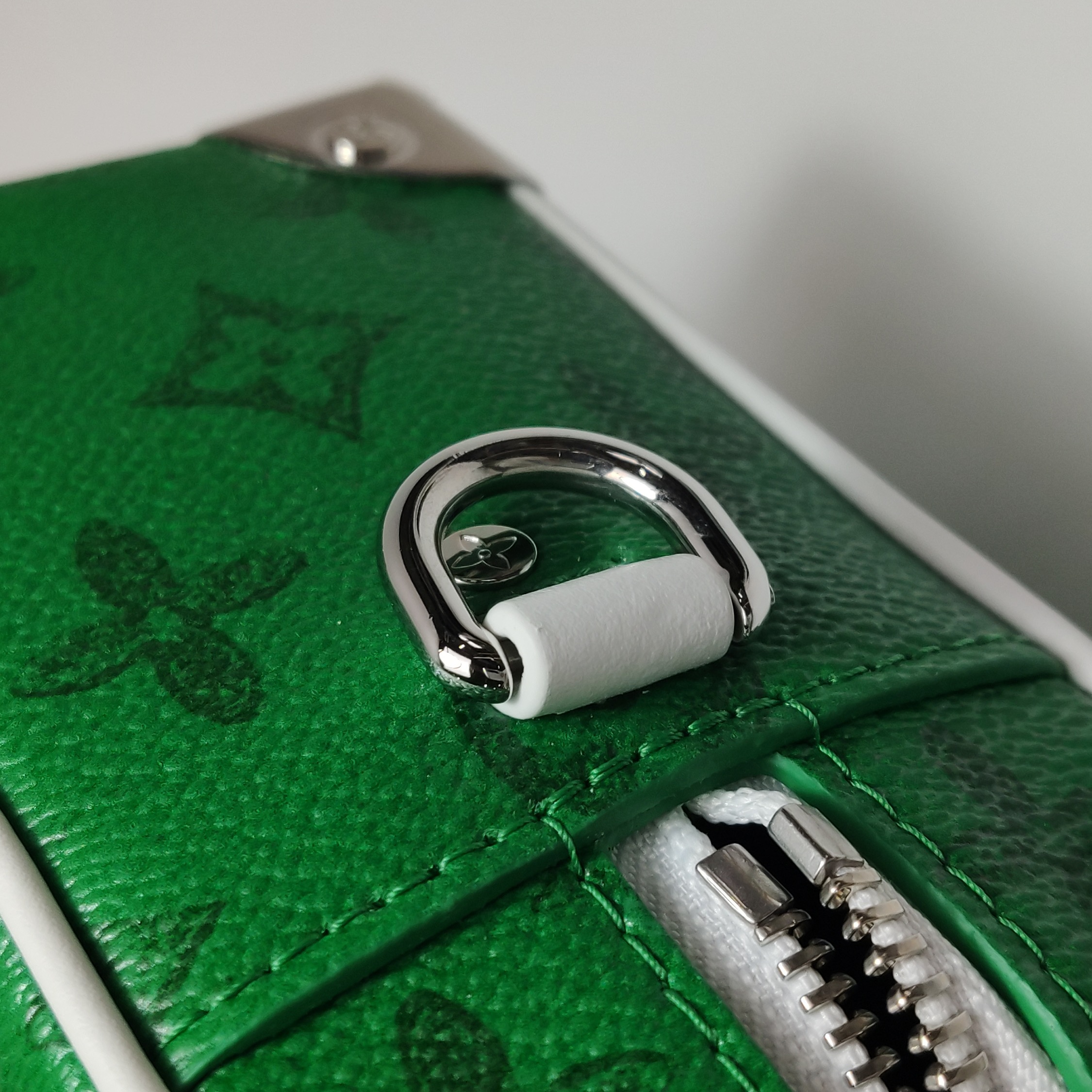 Louis Vuitton(LV) Soft Trunk Bag Everyday Signature Vintage Monogram Canvas Mini — photo 11 of 13