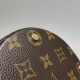 Louis Vuitton(LV) Canoe Bucket Bag Monogram Canvas — thumbnail 10