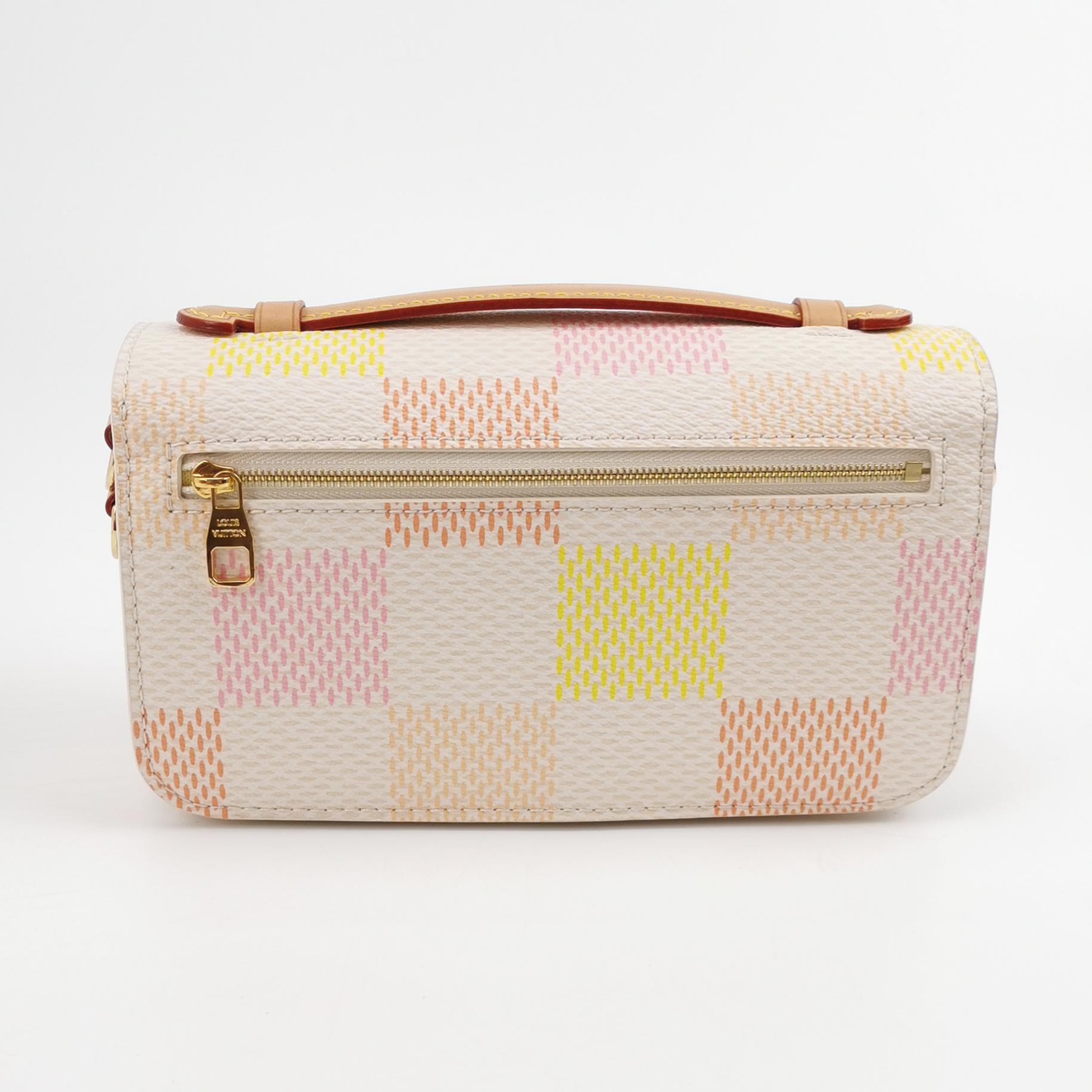 Louis Vuitton(LV) Pochette Metis Monogram Canvas East West