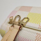 Louis Vuitton(LV) Pochette Metis Monogram Canvas East West — thumbnail 12