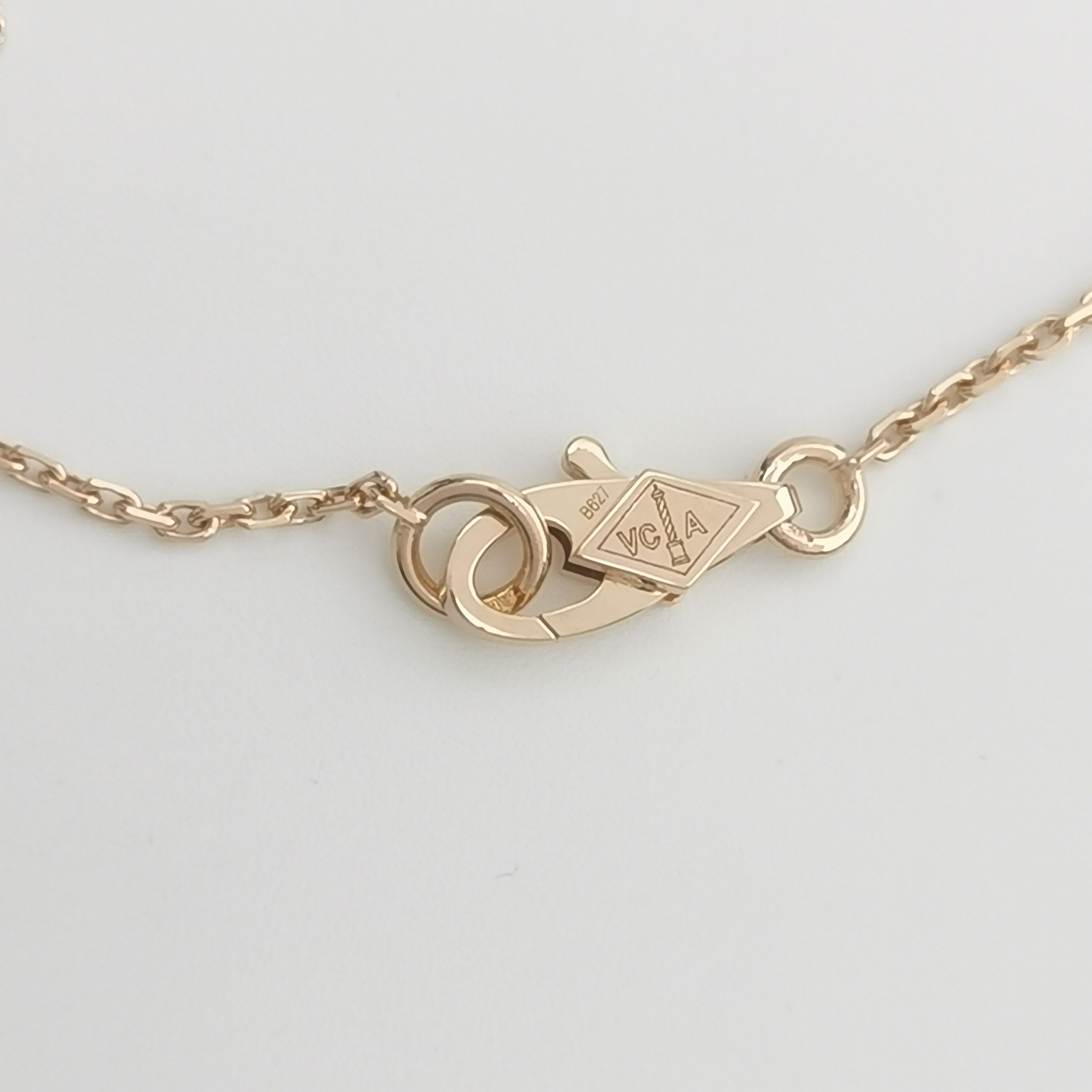 Van Cleef & Arpels Sweet Alhambra Pendant Necklace 18K Rose Gold and Carnelian — photo 5 of 6
