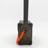 Louis Vuitton(LV) Solar Ray Soft Trunk Bag Monogram Canvas Mini — thumbnail 4