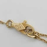 Van Cleef & Arpels Sweet Alhambra Pendant Necklace 18K Yellow Gold and Mother of Pearl — thumbnail 5