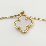 Van Cleef & Arpels Sweet Alhambra Pendant Necklace 18K Yellow Gold and Mother of Pearl — thumbnail 7