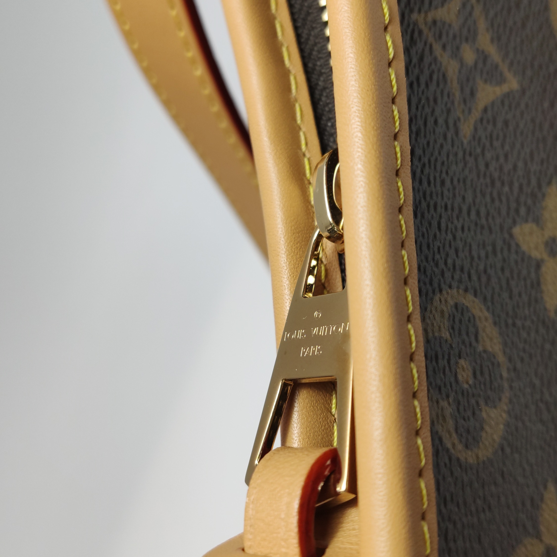 Louis Vuitton(LV) CarryAll East West Hobo Monogram Canvas East West  — photo 8 of 10