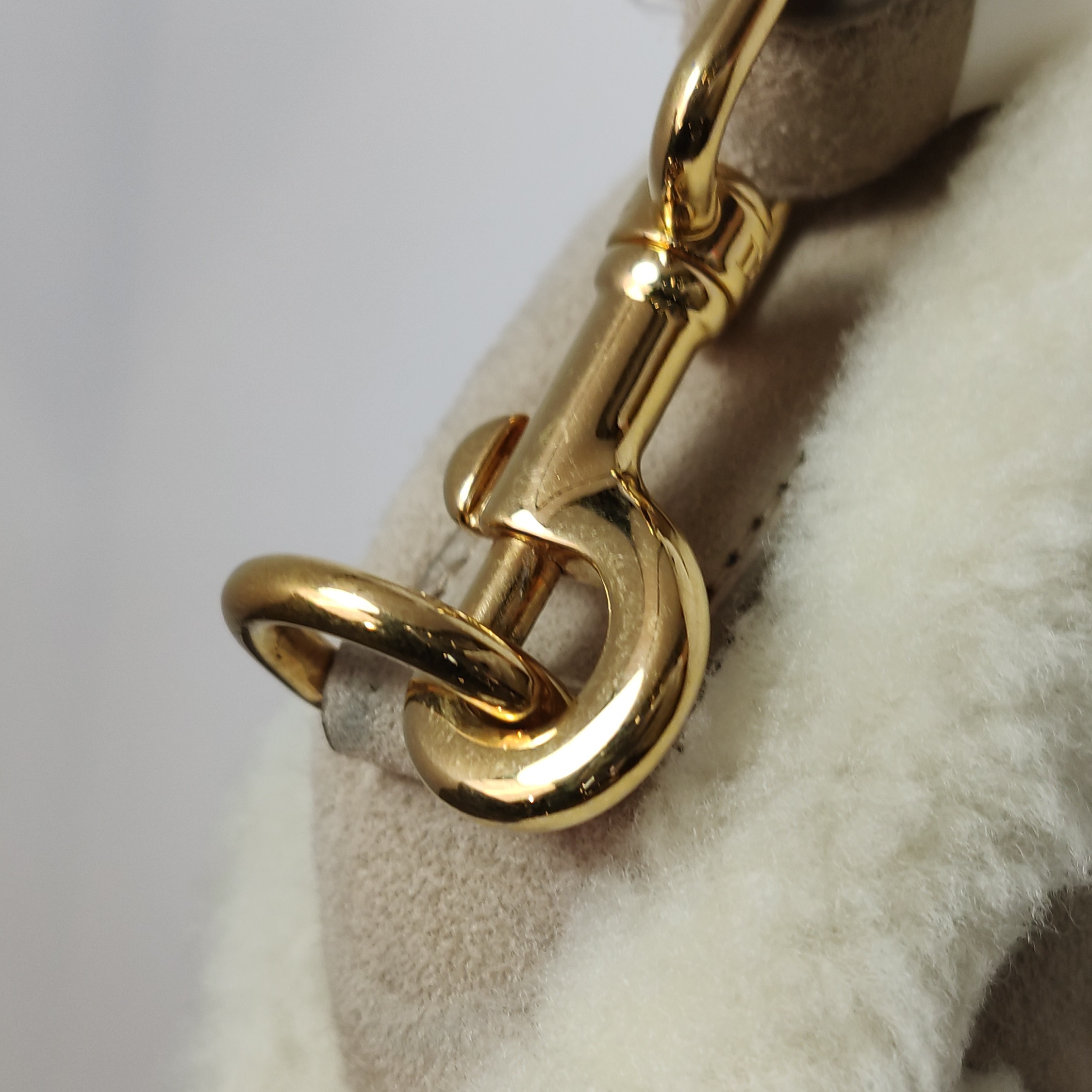 Christian Dior Bobby Flap Bag Shearling Small — photo 9 of 13