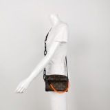 Louis Vuitton(LV) Solar Ray Soft Trunk Bag Monogram Canvas Mini — thumbnail 2