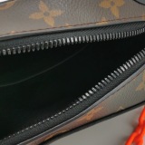 Louis Vuitton(LV) Solar Ray Soft Trunk Bag Monogram Canvas Mini — thumbnail 7